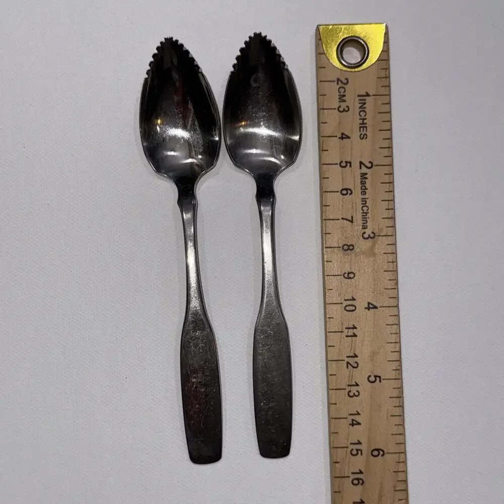 Vtg Oneida‎ Community Stainless Patrick Henry Grapefruit Spoons 3 Serrated Edge